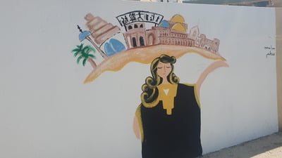 صور: رصيف الثقافة ملون نظيف في تلعفر.. ها قد وصل الفنانون
