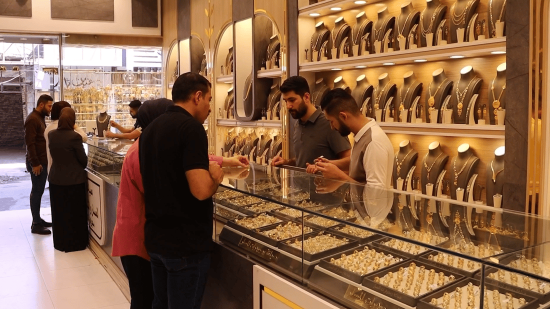 سعر أونصة الذهب اليوم في العراق 3,557,476 ديناراً