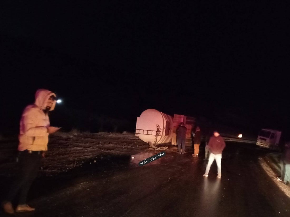 لە رێگای نێوان رانیە – سماقوڵی تانکەرێک وەرگەڕا