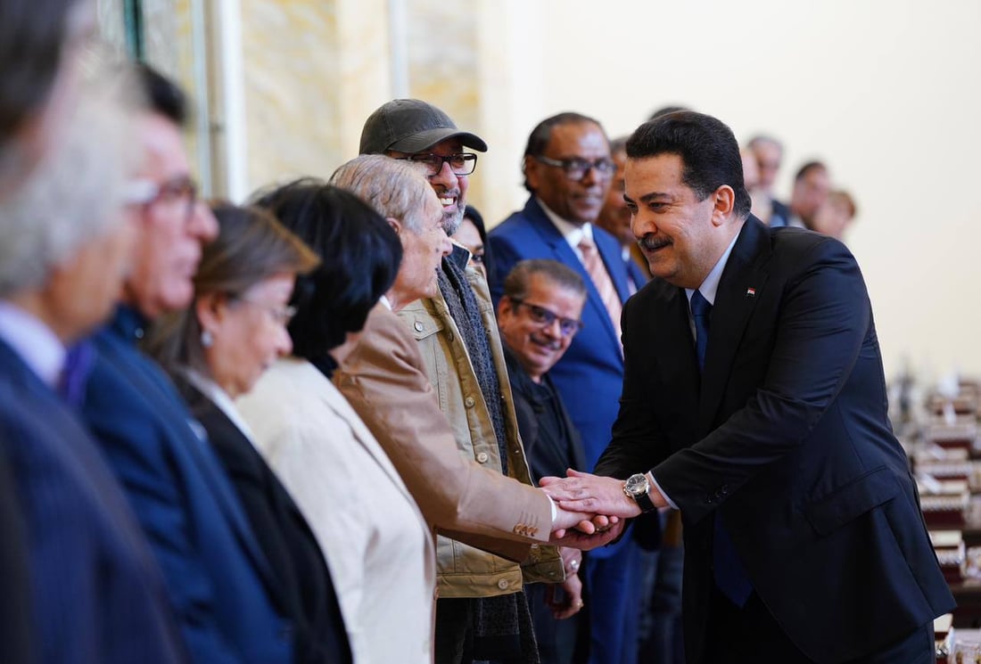 صور: السوداني يجتمع بفناني العراق ويخصص 13 مليار دينار لمشروع فني كبير