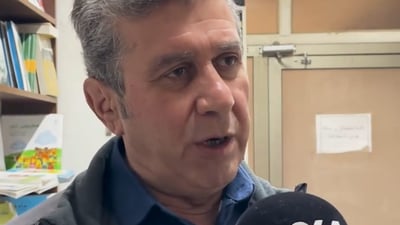 Kurdish singer Hamid Banai participates in music concert after hiatus