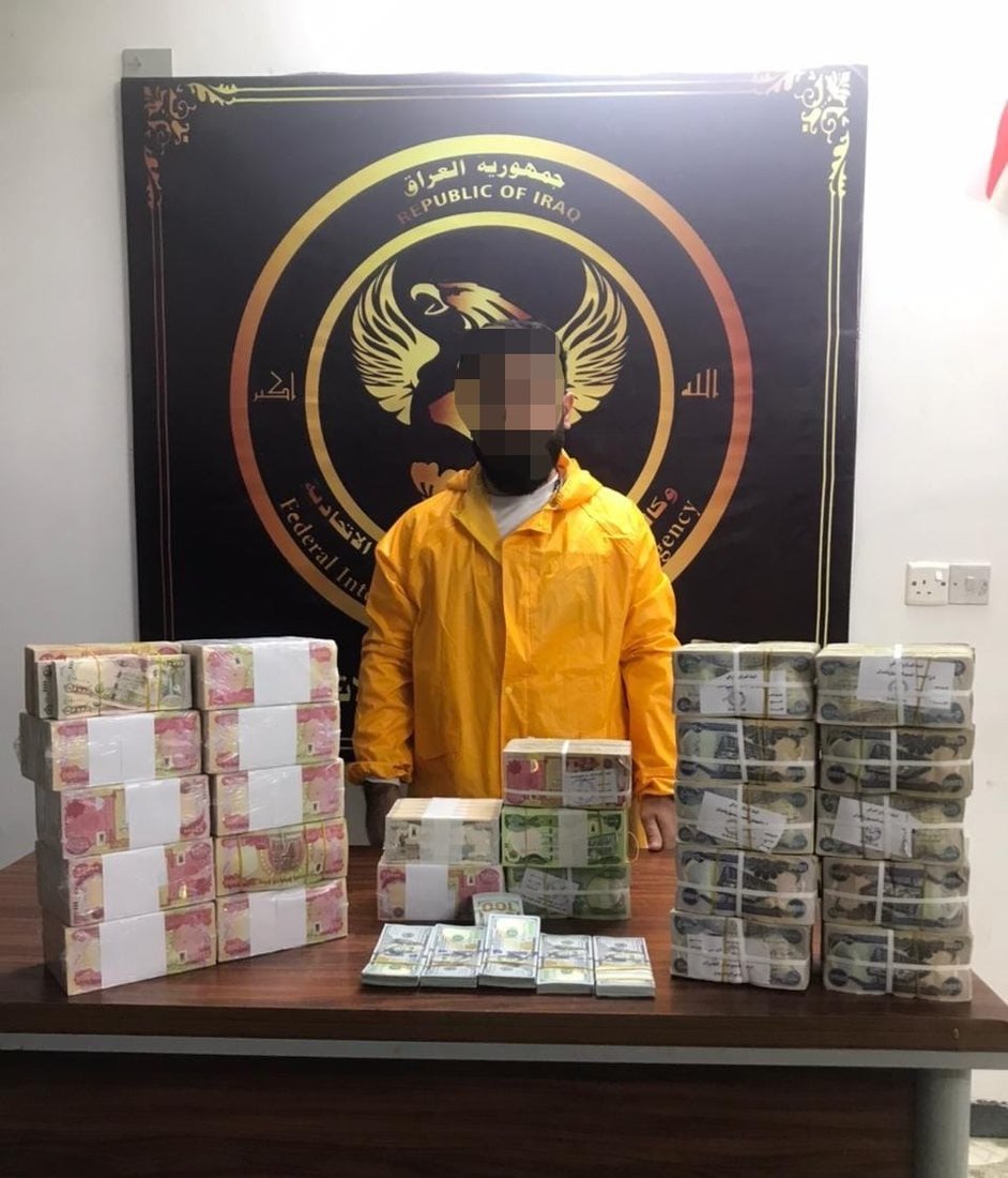 منفذ “كي كارد” يقع في كمين الاستخبارات.. صولة بـ3 محافظات على مهربي العملة