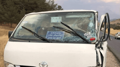 Seven students injured in minibus-truck collision near Qamisha village