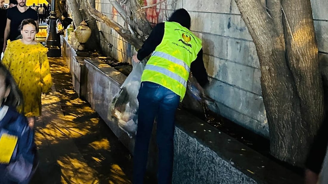 ئەو شۆفێرەی پاشماوەی زبڵی لە ئۆتۆمبێلەکەی فڕێدابوو سزاکەی لەسەر جێبەجێکرا