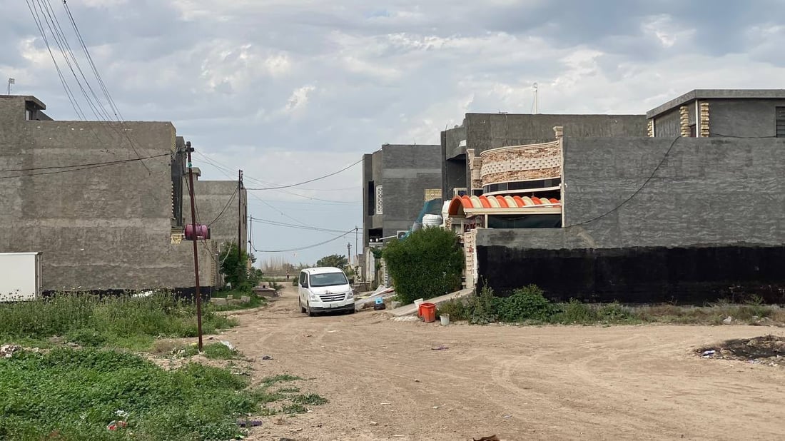 خرنابات: حي الـ3 آلاف بلا كهرباء ولا إكساء.. مرشح سابق ساهم بالـ”سبيس” مرة واحدة