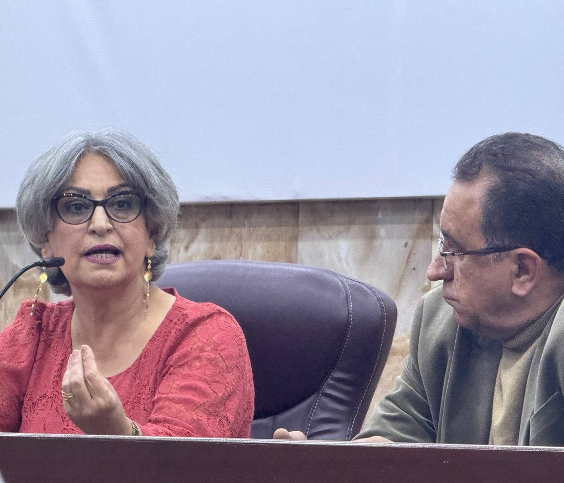 ليلة بصرية شيوعية.. ناهدة جابر جمعت الرفاق في جيكور وحدثتهم عن “العيش على الصراط”