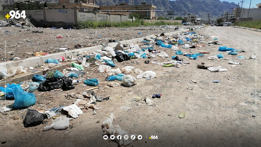 مانگاکانی رانیە لەسەر پاشماوە پزیشکییەکانی تەنیشت نەخۆشخانەی منداڵان دەلەوەڕێن