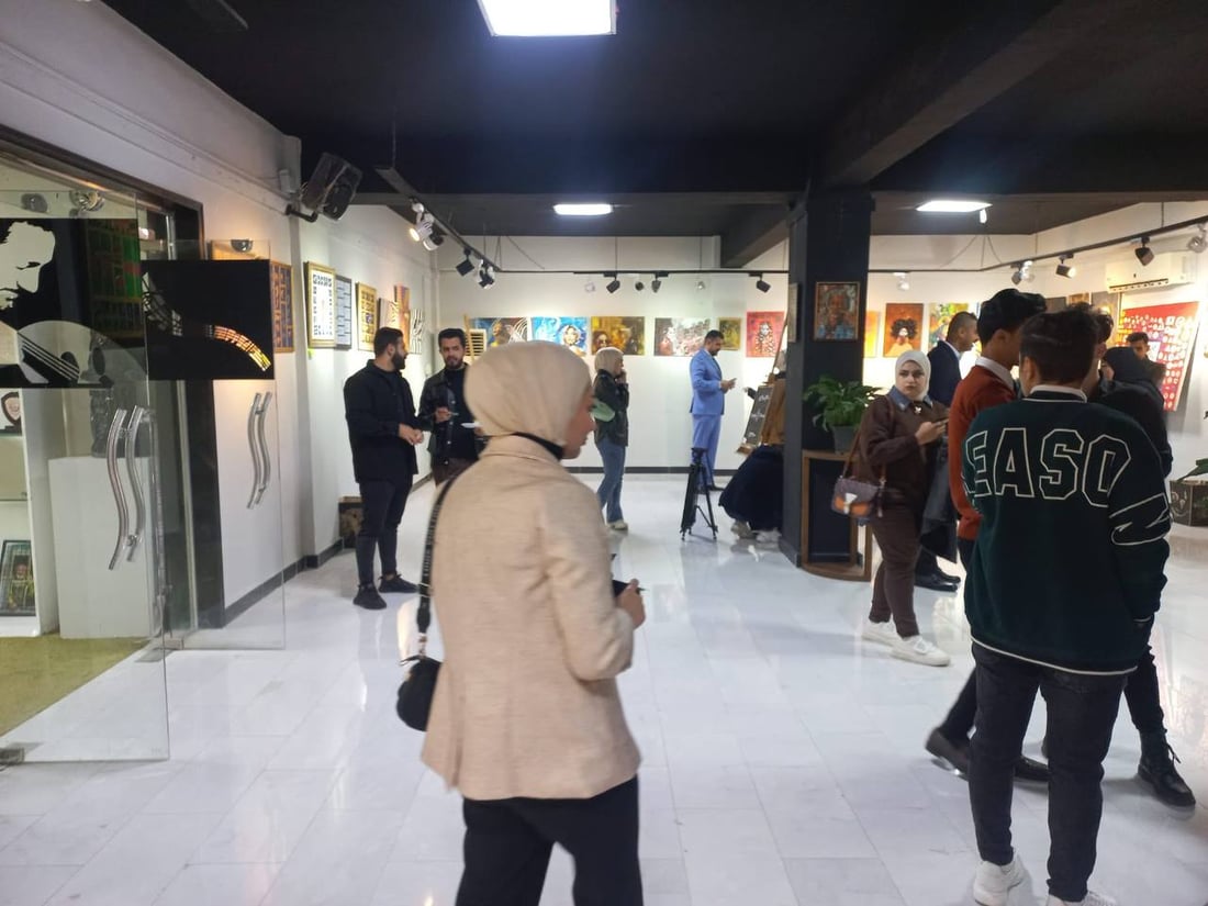 صور: نجح درس التصميم ولوحات الطلاب في معرض جامعة واسط تثبت ذلك