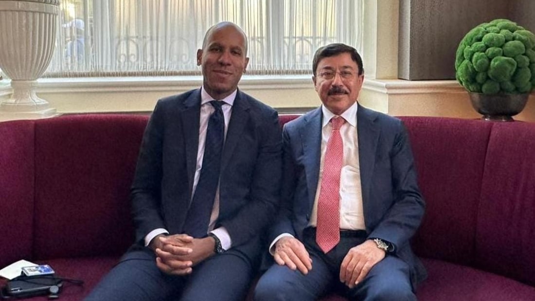 العلاق يبحث مع مساعد وزير الخزانة الأمريكية تسهيل التحويلات المالية وسعر الصرف