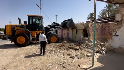 هدم جامع ومدرسة دينية في هيت: نريد “سايدين” ونتحمل العواقب وكفى للحوادث (فيديو)