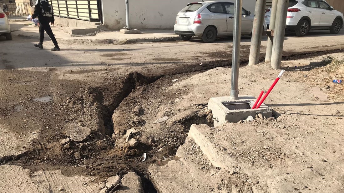 شكاوى من 3 أحياء بغدادية.. شركات الانترنت تدمّر الشوارع ولا تعيدها كما كانت