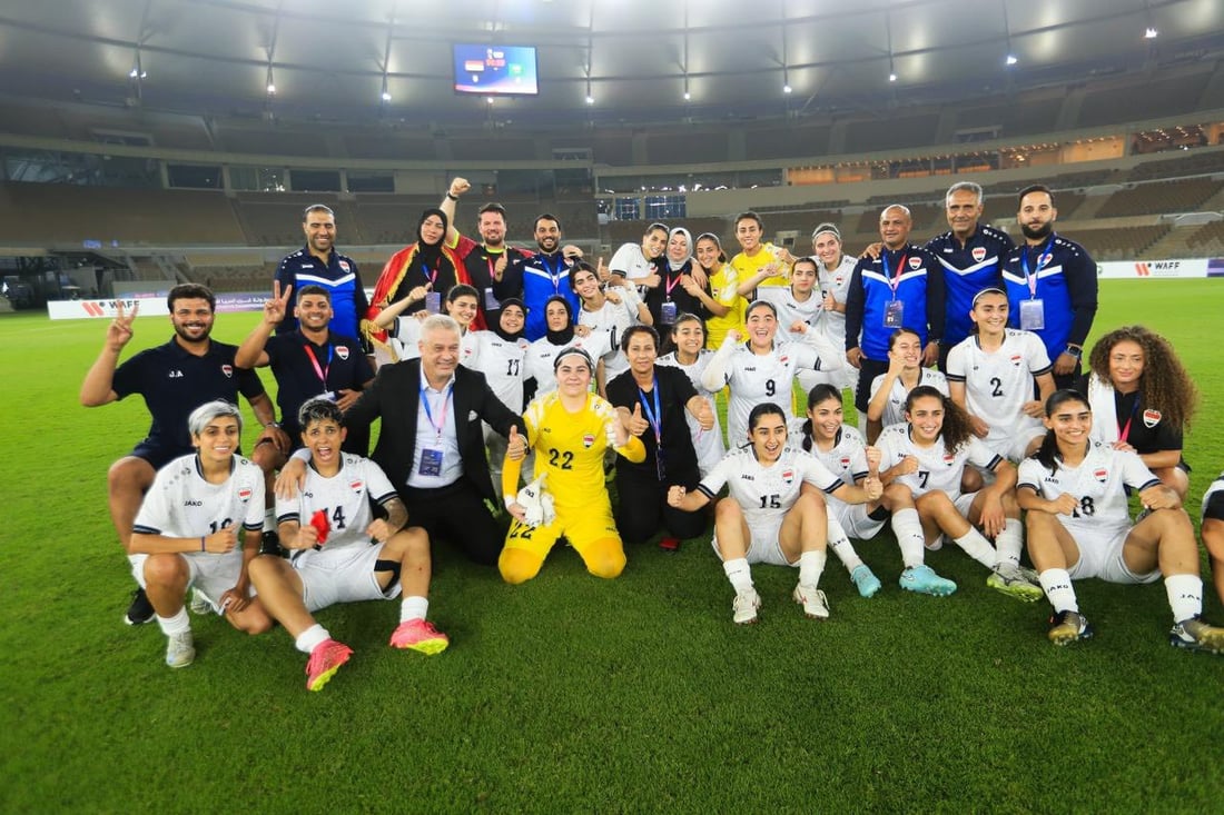 صور مفرحة من ملعب جدة.. سيدات العراق يحتفلن بالمركز الثالث لبطولة غرب آسيا