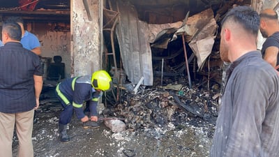 لە هەولێر سێ دوکان و ئۆتۆمبێلێک سووتان