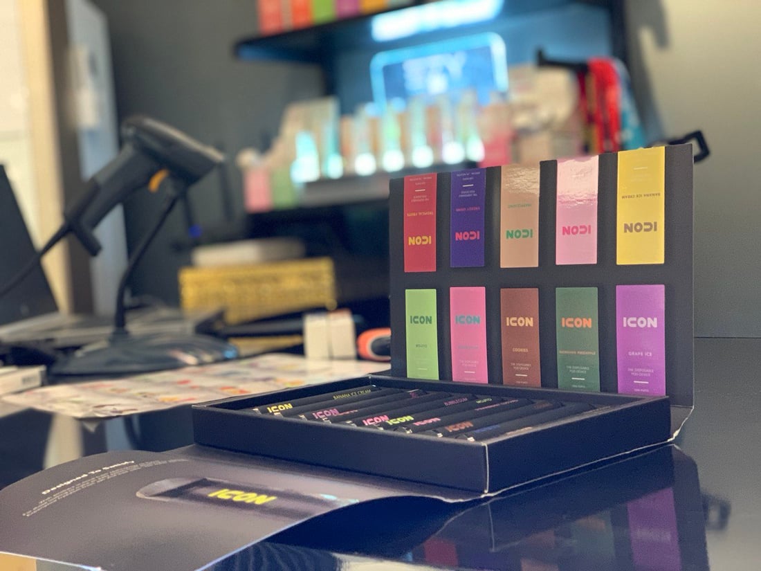 مدخنو السكائر يواصلون هجرتهم إلى “الڤيب”.. والمضار المفترضة لا تزال مجهولة