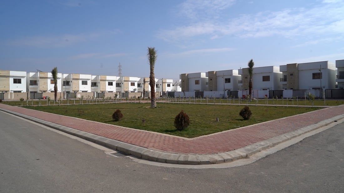 مستثمر كردي يبني بيوت تكريت.. 24 مجمعاً تخرج السكان من المركز