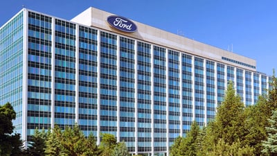 “لەبری ئۆتۆمبێل چەکمان بۆ بەرهەمبێنن”؛ داواکاری پێنتاگۆن بۆ فۆرد و جەنەراڵ مۆتۆرز