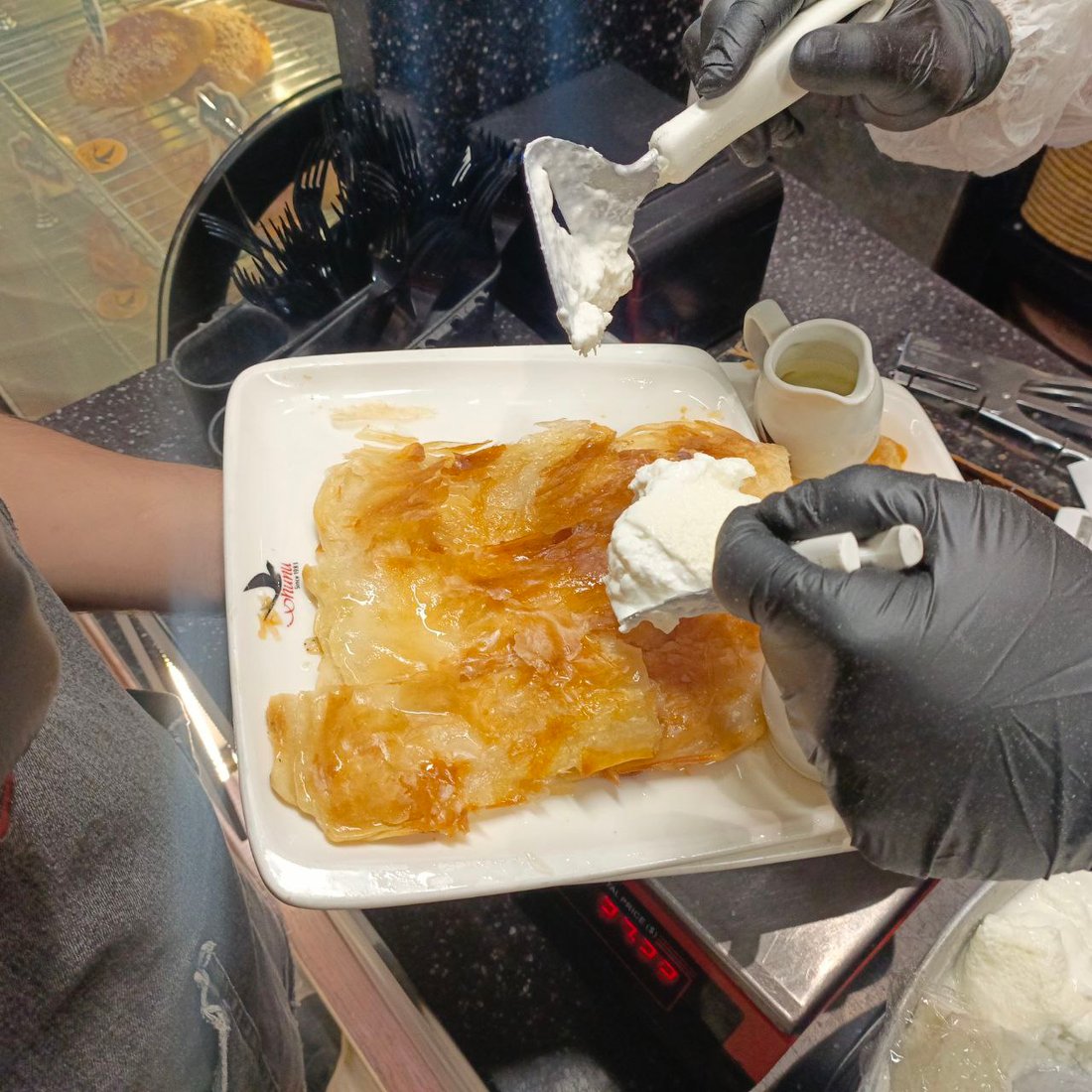 صور: “سنونو” كركوك مفتوح في رمضان لأول مرة.. يقدم طبقه الشهير على السحور