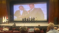 بحضور أفلام 