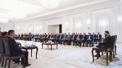الزيدي لرجال الأعمال: بابنا مفتوح أمام أي عرقلة تواجهكم من عناصر الدولة