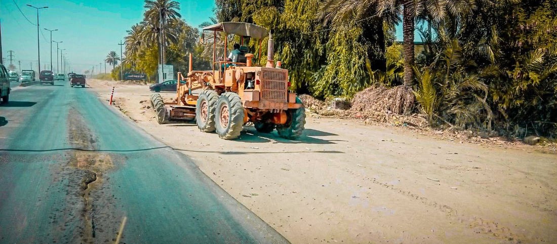 الطرق والجسور تباشر بإعادة تأهيل مدخل ابوغريب