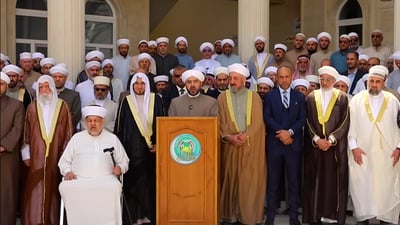 احتجاج مشايخ الموصل ضد إهانة الصحابة: هل هكذا يستقبل العراق شيخ الأزهر؟ (فيديو)