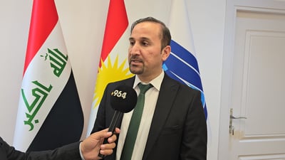 هێشتا بانگەشە دەستی پێنەکردووە پۆستەر و فلێکس لەناو بازاڕی سلێمانی دانراون