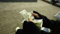أسعار صرف الدولار صباح اليوم الأحد في بغداد وأربيل وال...