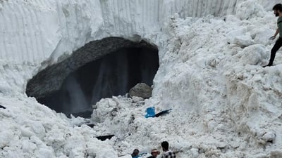 بەهۆی مانەوەی بەفرێکی زۆر چوون بۆ سەرچاوەی ئاوی پرژێ قەدەغەکرا