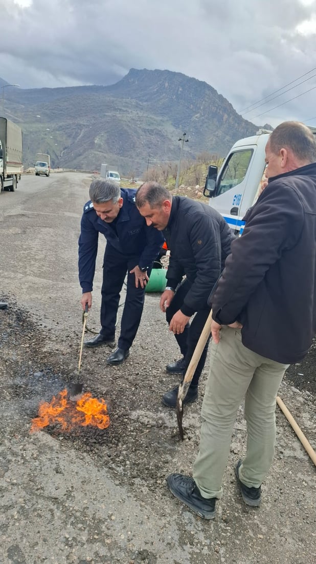 هاتووچۆی دەربەندیخان چاڵەکانی رێگای زەڕایەنی پڕکردەوە