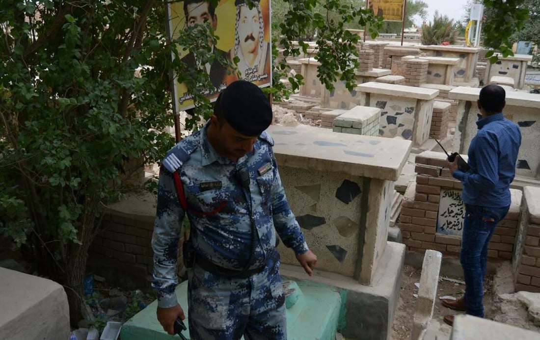 العثور على جثة شابة يشتبه بموتها خنقاً في مقبرة وادي السلام