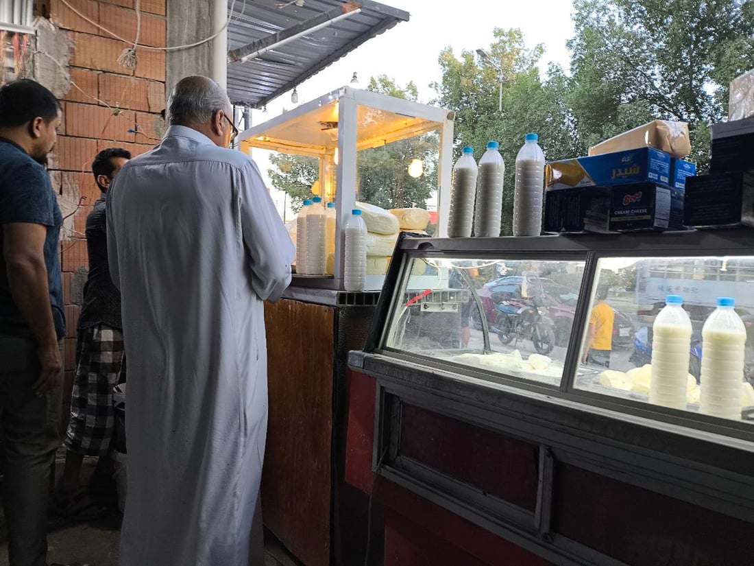 شيوخ العشائر والتجار “يحرقون السوق”.. قيمر الحلة “الأشهر” بـ35 ألفاً في العيد