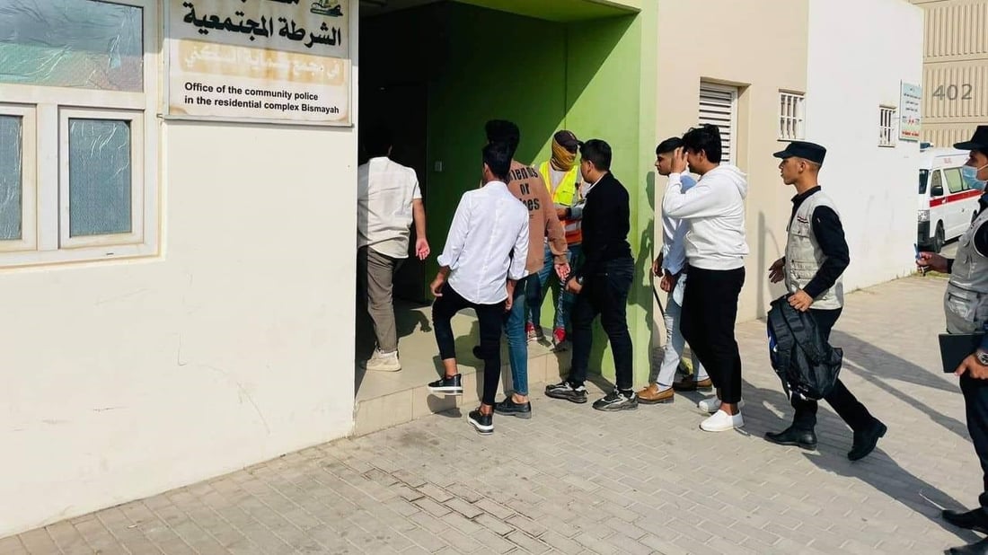 صور: الشرطة المجتمعية تلاحق الهاربين من مدارس بسماية.. ومحاضرات عن “حب الوطن”