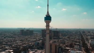 فرق البيئة تتفقد مناطق بغداد لرصد الروائح غير الطبيعية (صور)
