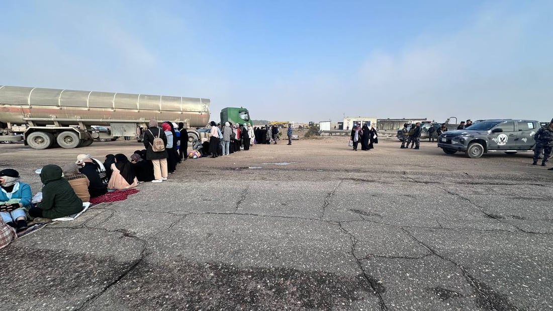 بنات هندسة النفط يذكّرون الوزير بوعد التعيين.. صور من تظاهرة غاز الجنوب بالبصرة