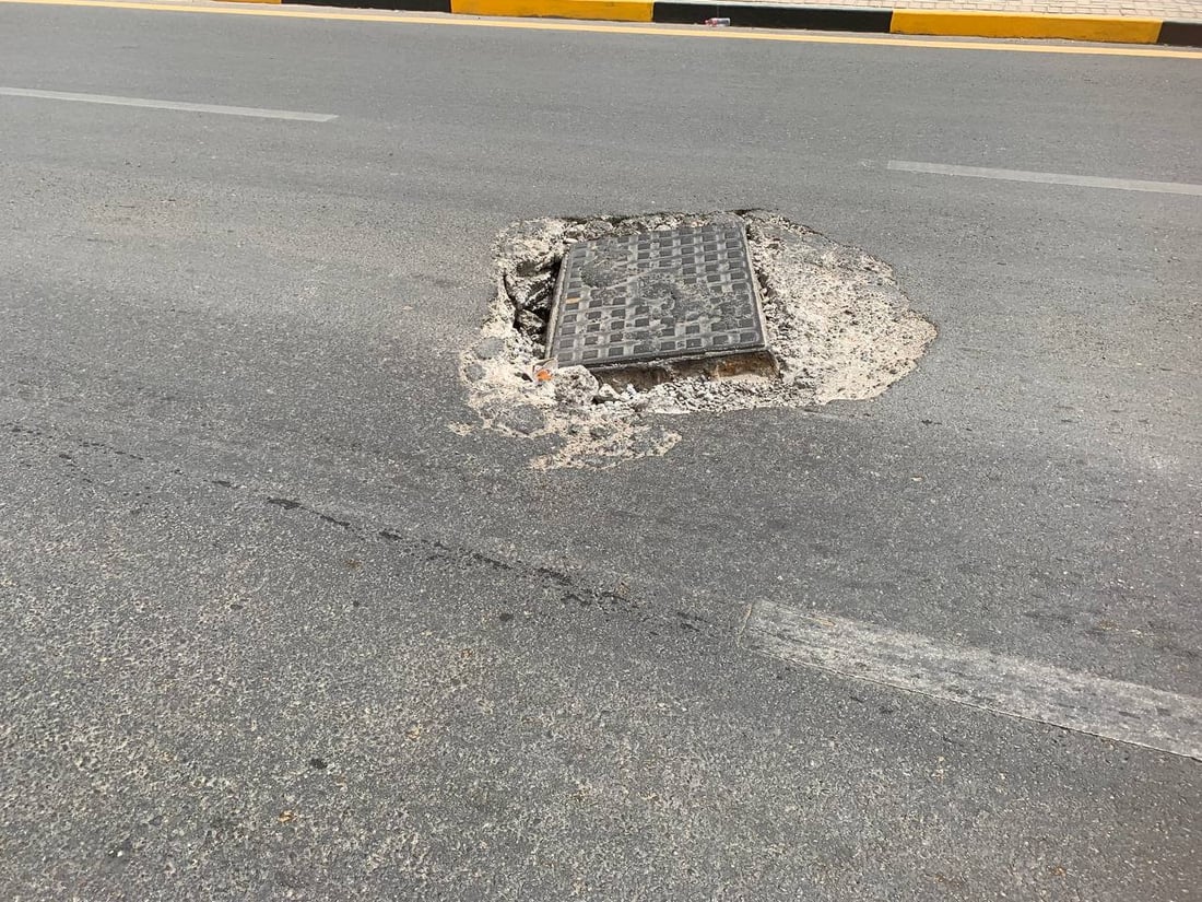 بغداد: مطبات شارع 60 “خطرة”.. التبليط لم يصمد والبلدية تشكو “الضغط”