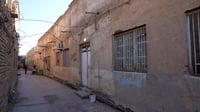 من هذا الزقاق بدأت مدينة اسمها الفلوجة.. وبصمة كردية خا...