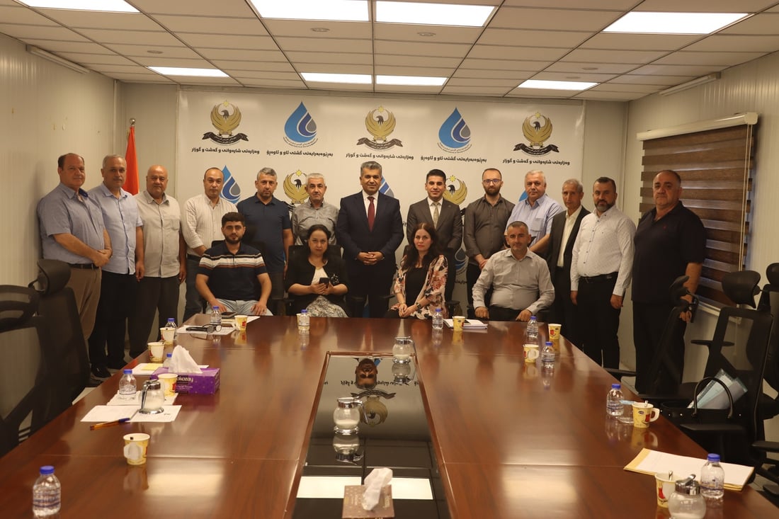 دیمەنێک لە کۆبوونەوەی بەڕێوەبەرەکانی ئاوی لە هەرێمی کوردستان لەگەڵ ئاو و ئاوەڕۆی هەرێمی کوردستان