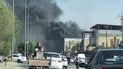 فيديو.. فرق الدفاع المدني تكافح حريقاً كبيراً اندلع ببناية تجارية وسط النجف