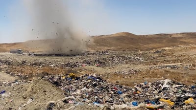 صور: القيارة “تختنق” بشركة نفط أنغولية أيضاً.. أخمدت القمامة ولا حل لحقل “نجمة”