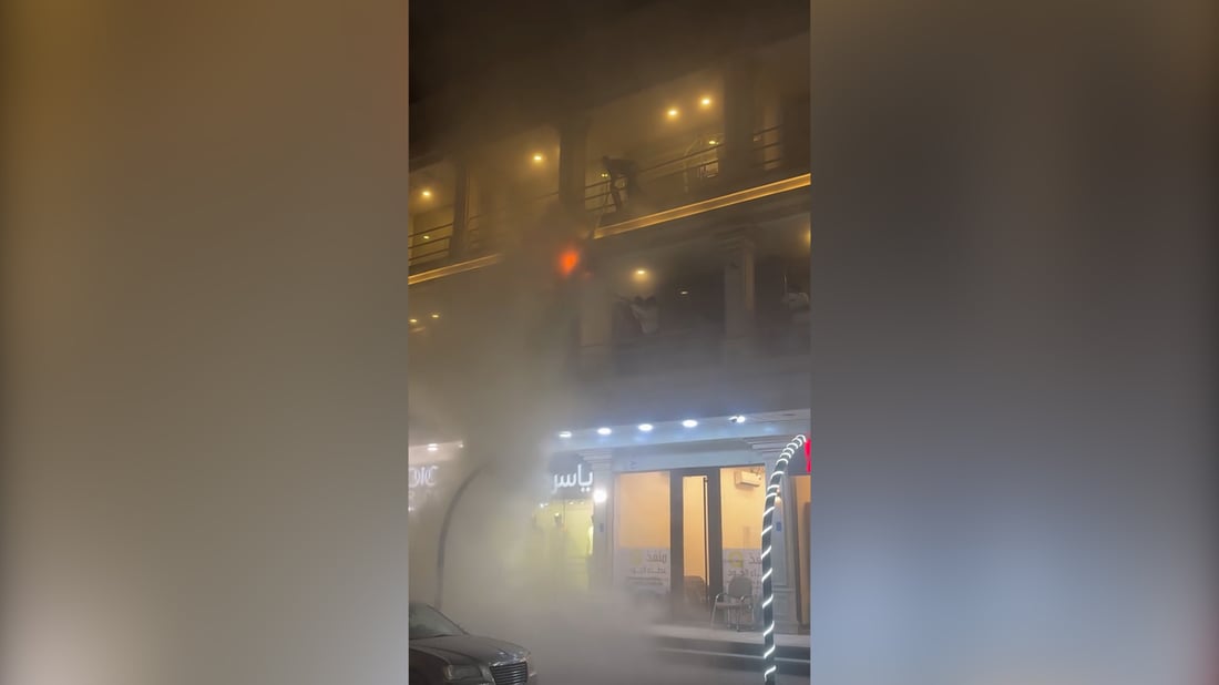 فيديو: حريق يلتهم مطعماً قرب شنشل مول وسط البصرة