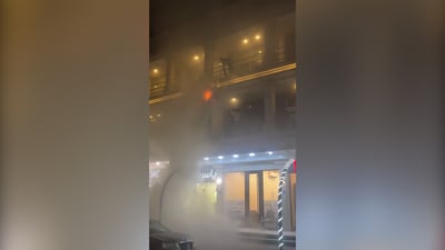 فيديو: حريق يلتهم مطعماً قرب شنشل مول وسط البصرة