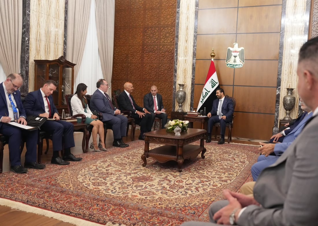 الزيدي ومبعوث ترامب “مستعجلان” لحل الفصائل وحصر السلاح