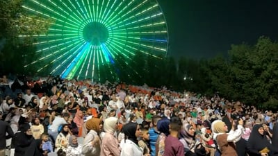 فيديو: ازدحام البغداديين ليلاً على ألعاب أرض السندباد هرباً من حر النهار