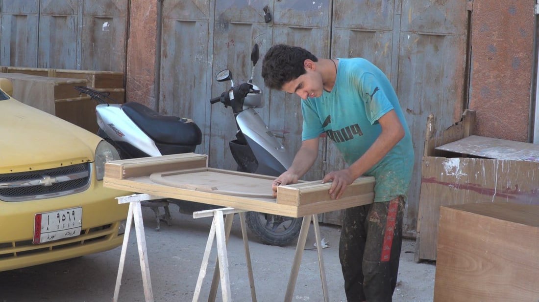 أرقام من بابل: بقيت 8 ورش نجارة فقط تحاول تقليد الماليزي والتركي لإقناع الزبائن