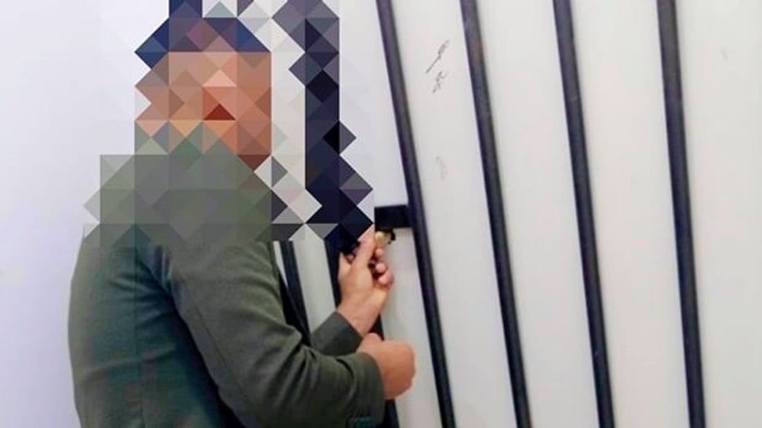 إغلاق صيدليات ومختبرات مخالفة في المثنى (صور)