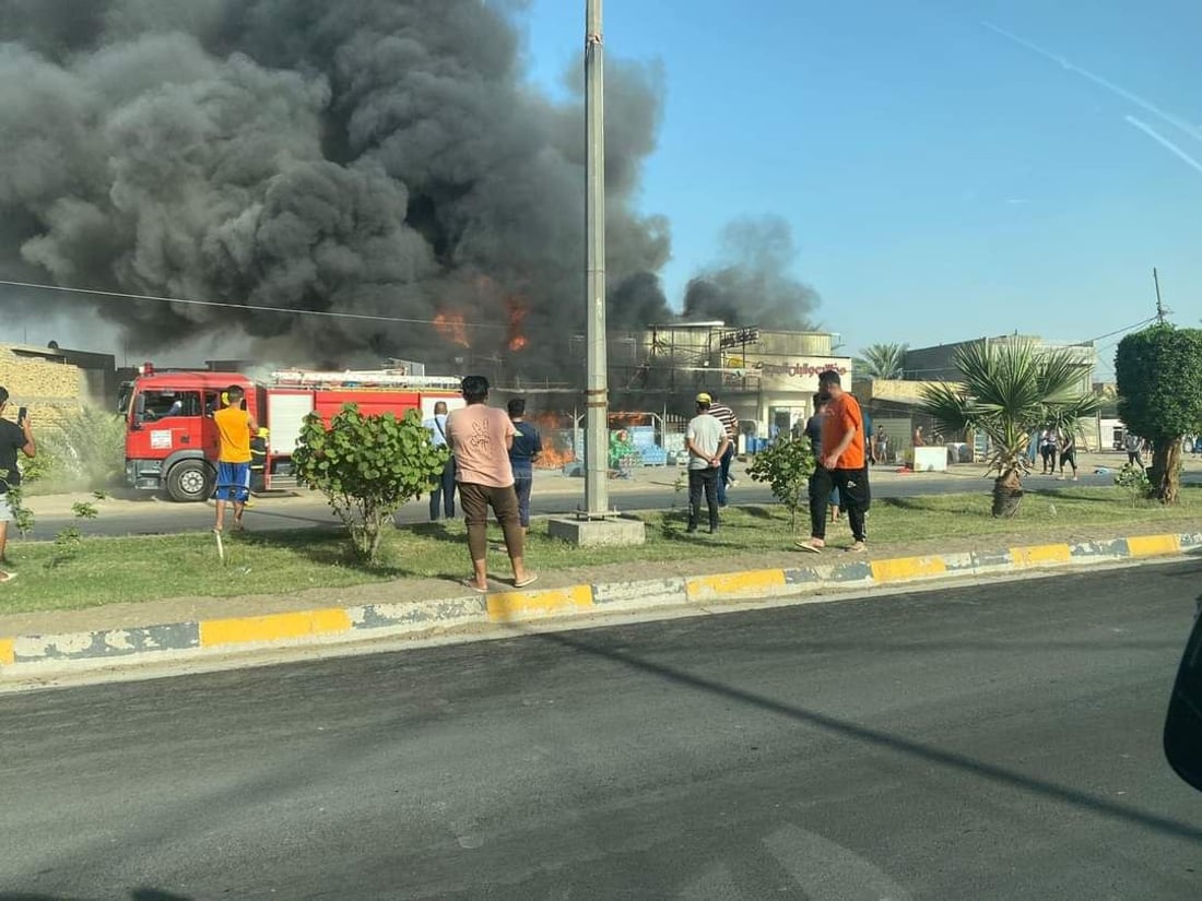 صور: النيران تلتهم سوقاً شعبياً قرب المدينة الأثرية في بابل