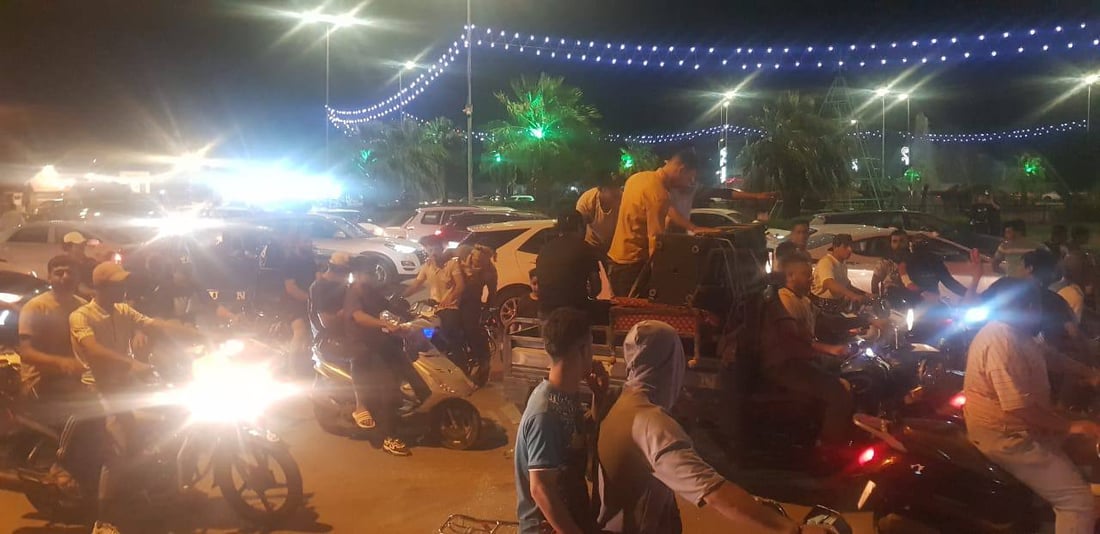 مالكو الدراجات ينزلون الى شوارع الكوت: إجراءات التسجيل أنهكتنا