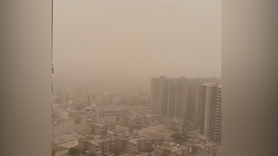 فيديو من أربيل الآن: عاصفة ترابية تتلاعب بأجواء المدينة
