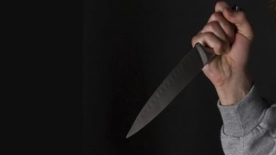 شاب يقتل شقيقه الأصغر طعناً في الرقبة.. شجار داخل محل أراكيل في بهرز