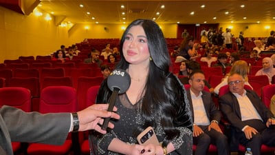 دینا دەرزی گۆرانیەکی رۆمانسی بەدەستەوەیە